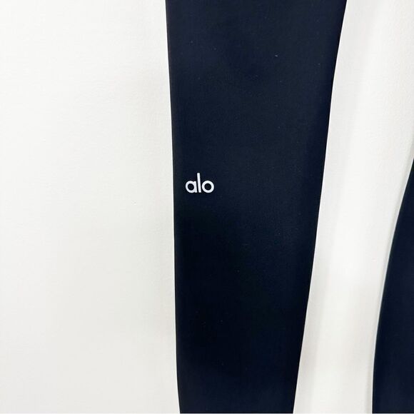 ALO YOGA 7/8 High Waisted Ripped Warrior Legging Black Small - Picture 5 of 13